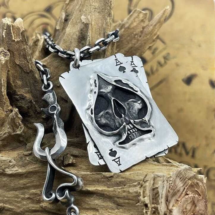 WEIER Retro Poker Skull Pendan – обзор и цена Men'S Fashion Necklaces