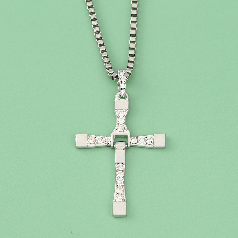 Fashion Punk Rhinestone Cross  – обзор и цена Men'S Fashion Necklaces