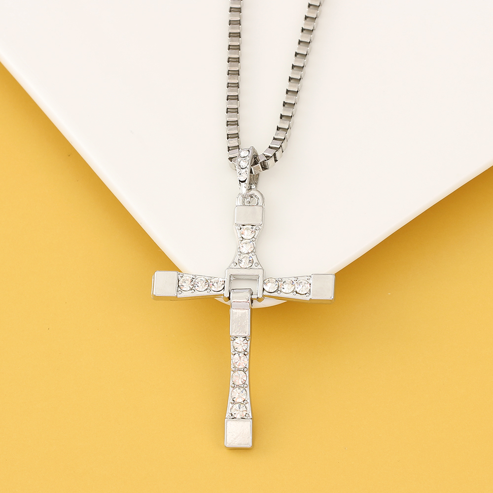 Fashion Punk Rhinestone Cross  – обзор и цена Men'S Fashion Necklaces